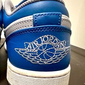 Air Jordan 1s low